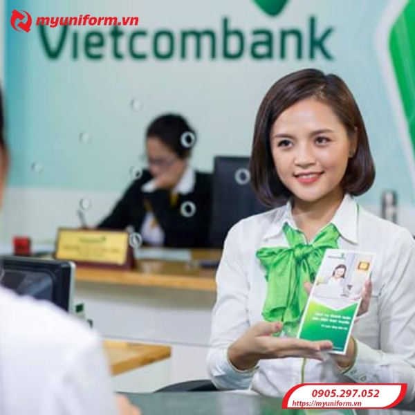 dong-phuc-ngan-hang-vietcombank-2