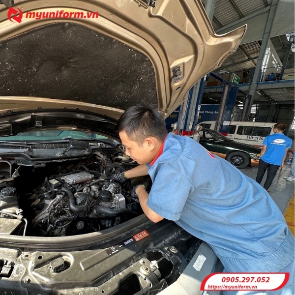 dong-phuc-gara-o-to-7