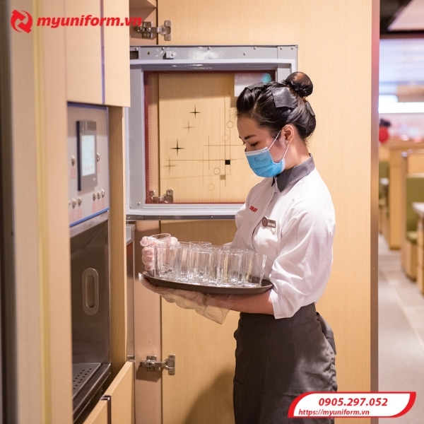 dong-phuc-nhan-vien-haidilao-7