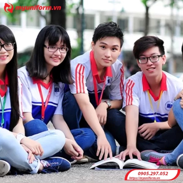 ao-dong-phuc-cac-truong-dai-hoc-6