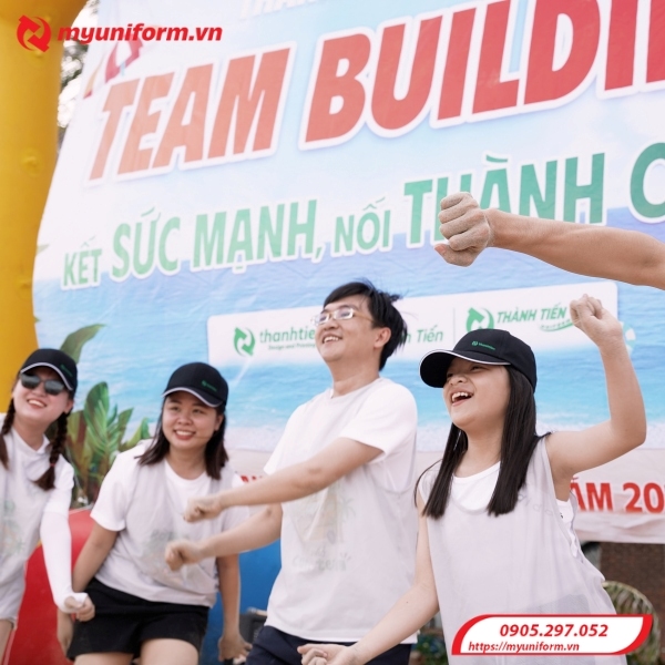 dong-phuc-team-building-12