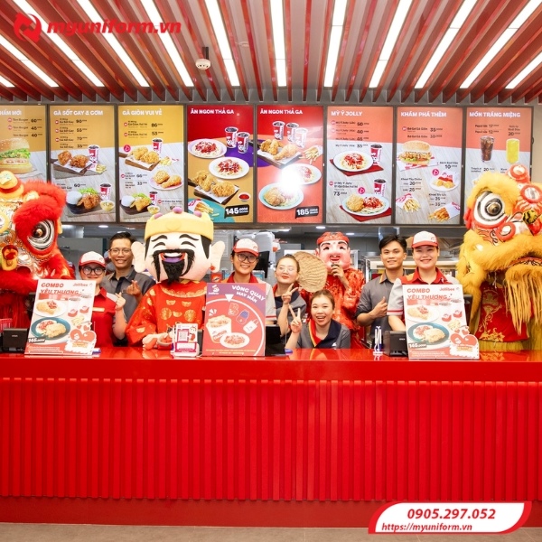 dong-phuc-jollibee-4